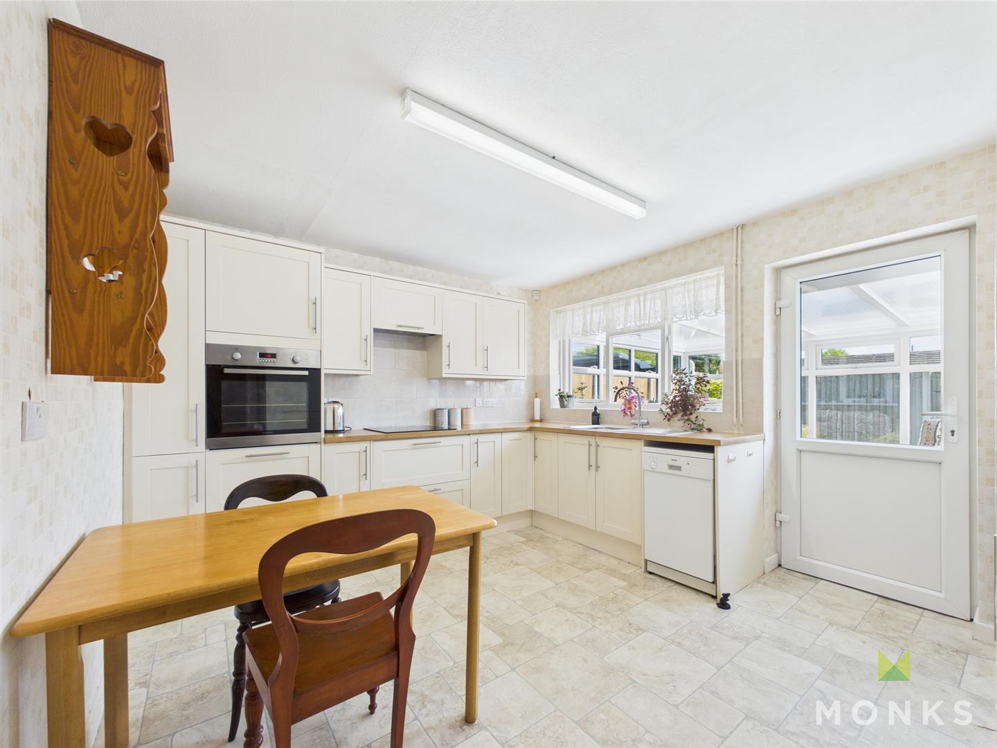 3 Lacon Drive, Shrewsbury, SY4 5JA SSTC